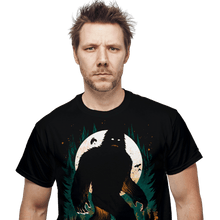Load image into Gallery viewer, Daily_Deal_Shirts Mysterious Bigfoot Of The Forest Mysterious Bigfoot Of The Forest