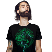 Load image into Gallery viewer, Latverian Monarch Line-art