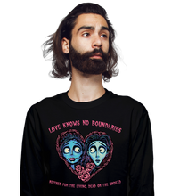 Load image into Gallery viewer, Love Knows No Boundaries