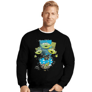 Shirts Crewneck Sweater, Unisex / Small / Black Alien Invasion