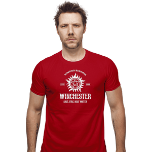 Shirts Fitted Shirts, Mens / Small / Red Winchester Hunting Business