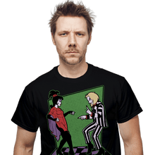 Load image into Gallery viewer, Secret_Shirts Beetle And Girl Dance
