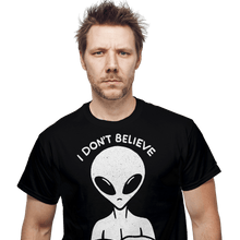 Load image into Gallery viewer, Secret_Shirts I Don&#39;t Believe In Humans
