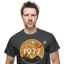 Load image into Gallery viewer, Retro Twin Suns
