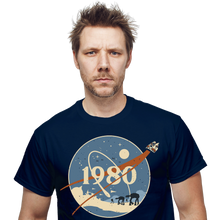Load image into Gallery viewer, Retro Echo Base With Snowspeeder
