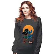 Load image into Gallery viewer, Daily_Deal_Shirts Long Sleeve Shirts, Unisex / Small / Charcoal Alien And Girl Gazing At The Moon
