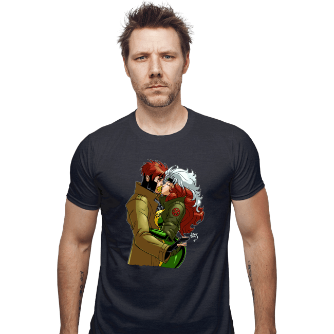 Daily_Deal_Shirts Fitted Shirts, Mens / Small / Dark Heather Rogue And Gambit Kiss