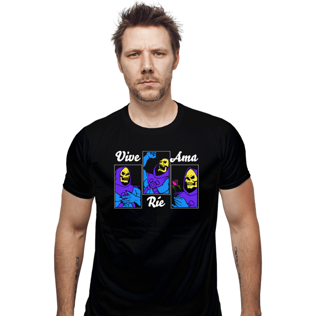 Shirts Fitted Shirts, Mens / Small / Black Live Laugh Love - Español