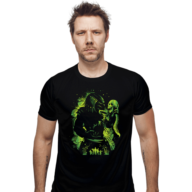 Secret_Shirts Fitted Shirts, Mens / Small / Black Hunter Of Humans