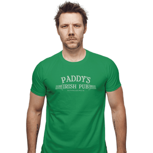 Shirts Fitted Shirts, Mens / Small / Irish Green Paddy's Pub