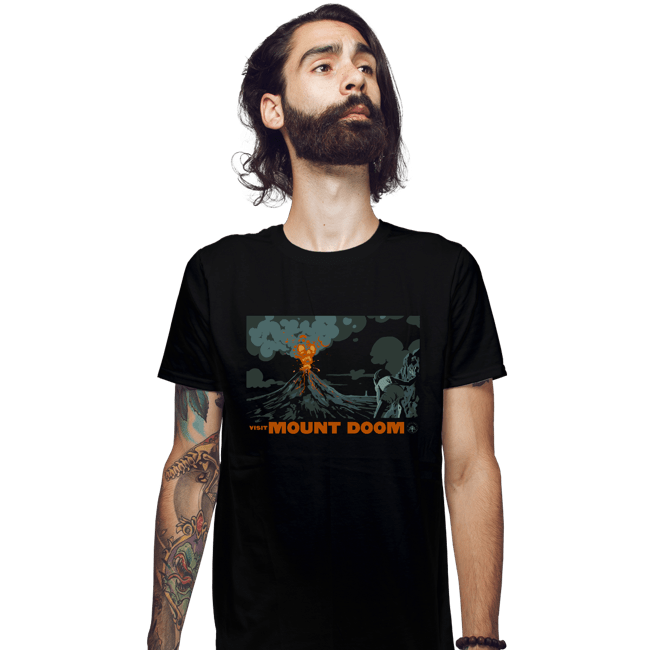 Shirts Fitted Shirts, Mens / Small / Black Visit Mount Doom