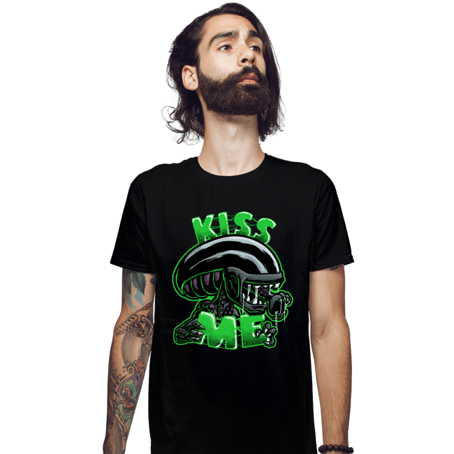 Daily_Deal_Shirts Fitted Shirts, Mens / Small / Black Kiss Me