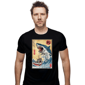 Secret_Shirts Fitted Shirts, Mens / Small / Black Hunting The Shark In Japan