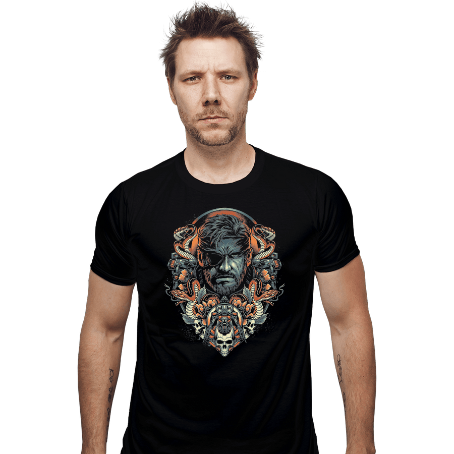 Shirts Fitted Shirts, Mens / Small / Black Emblem Of The Snake