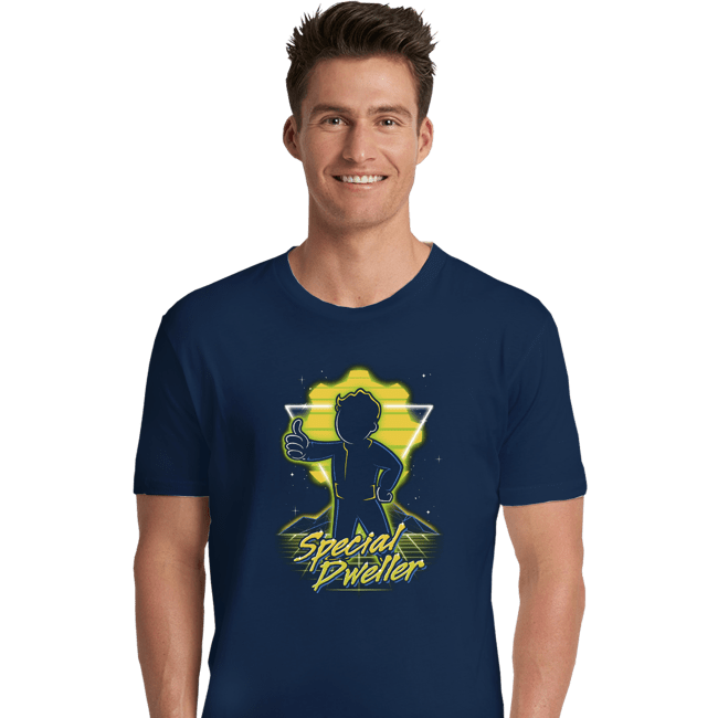 Shirts Premium Shirts, Unisex / Small / Navy Retro Special Dweller