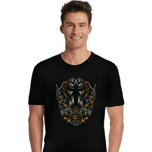 Shirts Premium Shirts, Unisex / Small / Black Emblem Of The Hunter