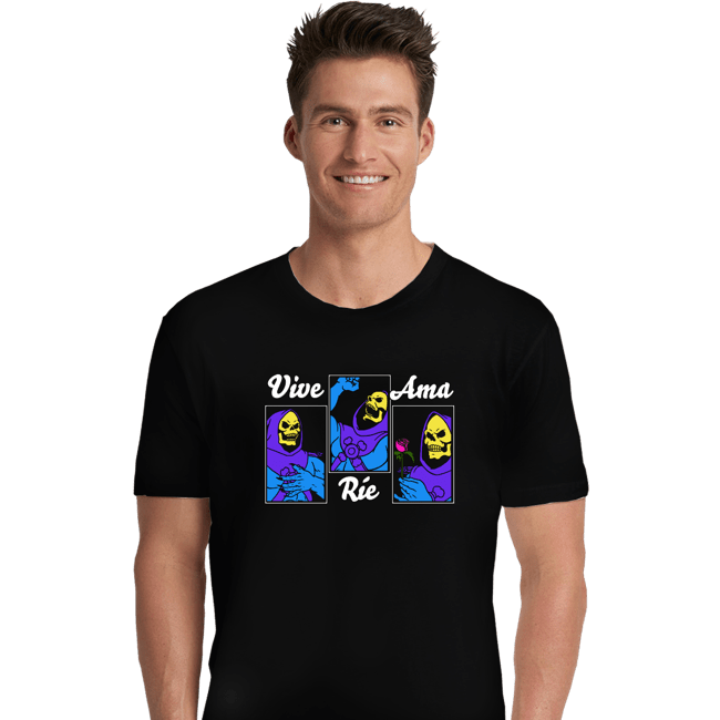 Shirts Premium Shirts, Unisex / Small / Black Live Laugh Love - Español