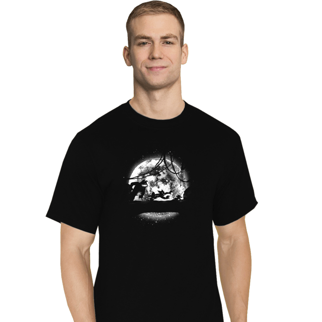 Shirts T-Shirts, Tall / Large / Black Moonlight Chase