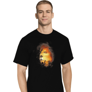 Shirts T-Shirts, Tall / Large / Black The Savannah King