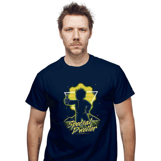 Shirts T-Shirts, Unisex / Small / Navy Retro Special Dweller