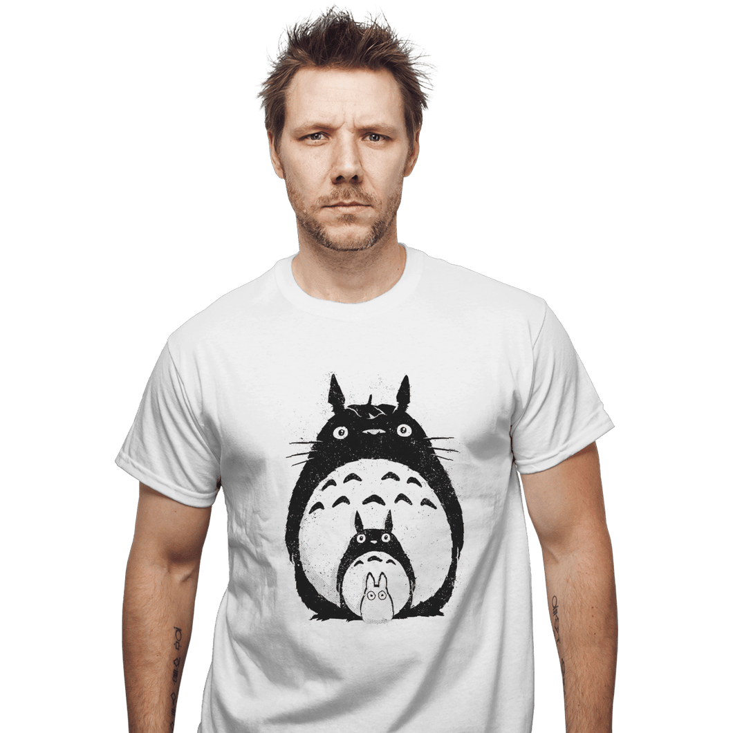 Tee sales shirt totoro
