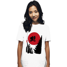 Load image into Gallery viewer, Daily_Deal_Shirts T-Shirts, Unisex / Small / White The Extra-Terrestrial in Japan
