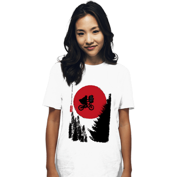 Daily_Deal_Shirts T-Shirts, Unisex / Small / White The Extra-Terrestrial in Japan
