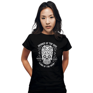 Shirts Fitted Shirts, Woman / Small / Black Travel Agent Catrina