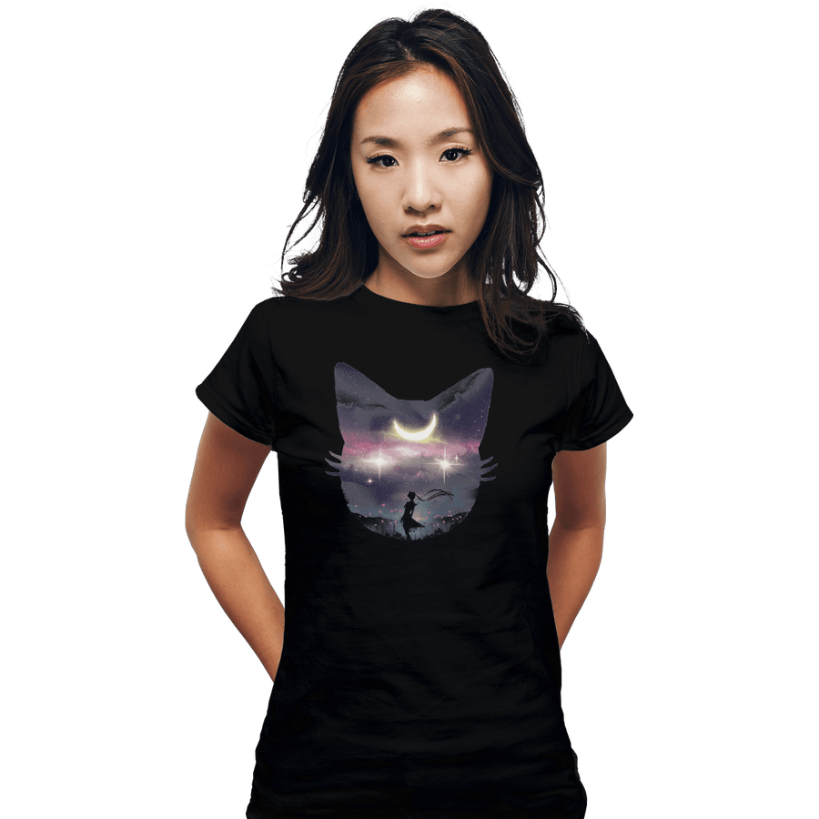 Shirts Fitted Shirts, Woman / Small / Black Moon Chaser