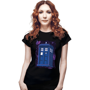 Daily_Deal_Shirts Fitted Shirts, Woman / Small / Black Pixel Tardis