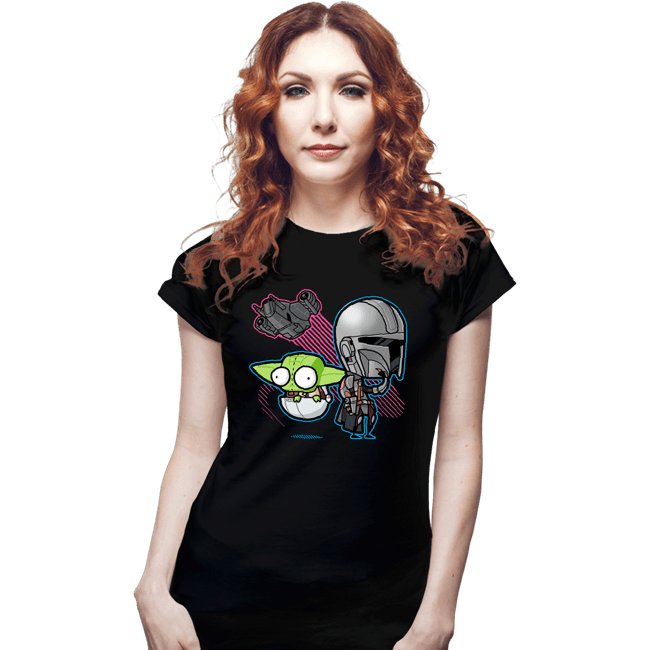 Shirts Fitted Shirts, Woman / Small / Black Zim Djarin