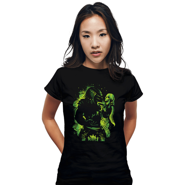 Secret_Shirts Fitted Shirts, Woman / Small / Black Hunter Of Humans