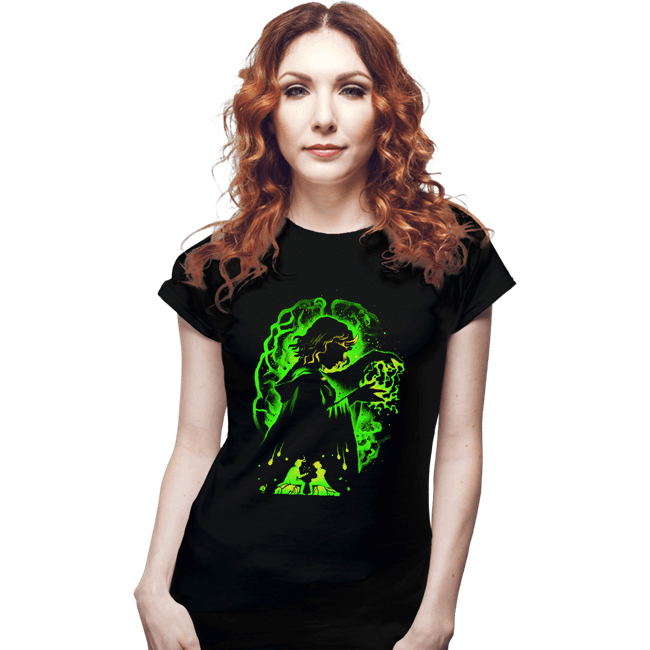 Shirts Fitted Shirts, Woman / Small / Black Enchantress Mental Manipulation