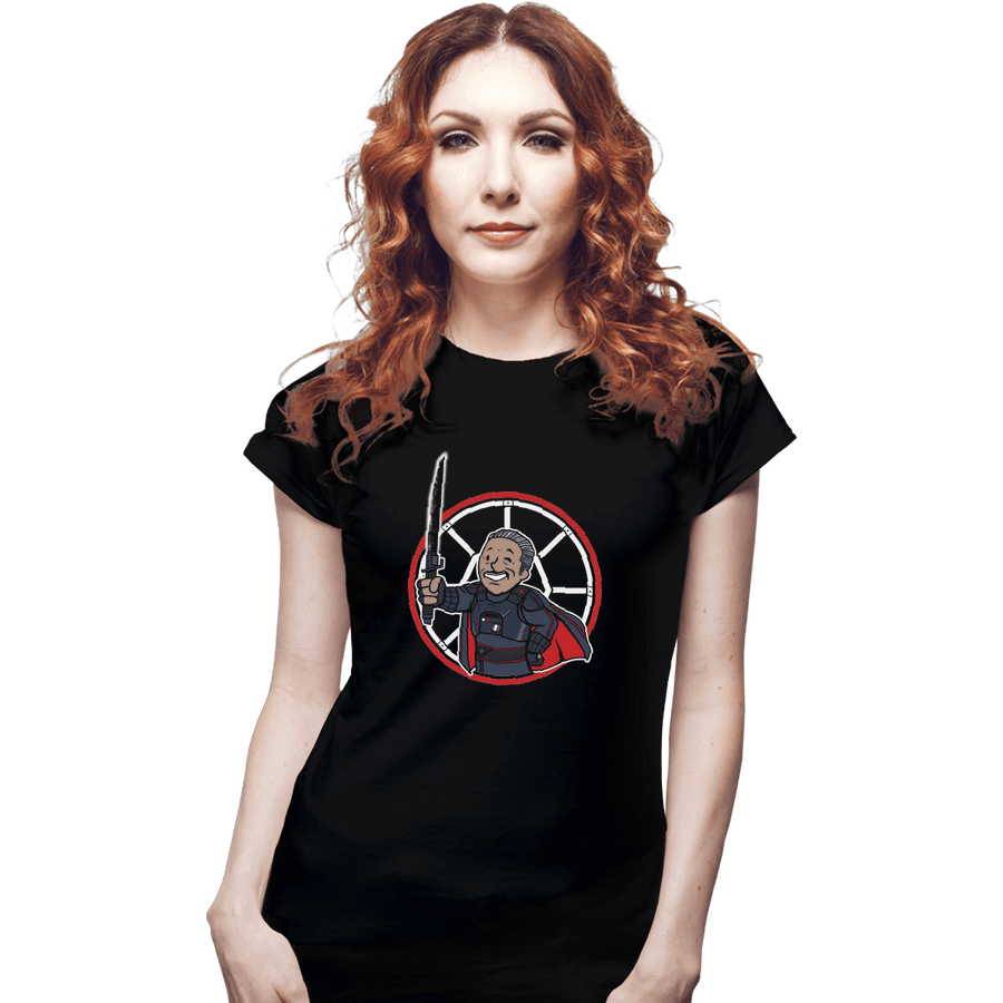 Shirts Fitted Shirts, Woman / Small / Black Moff Boy