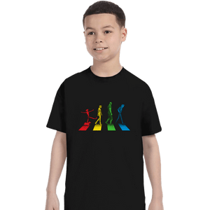 Shirts T-Shirts, Youth / XS / Black Stray Dog Strut
