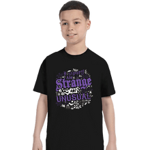 Load image into Gallery viewer, Daily_Deal_Shirts T-Shirts, Youth / XS / Black I Myself Am Strange And Unusual
