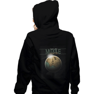 Shirts Pullover Hoodies, Unisex / Small / Black Life On Middle Earth